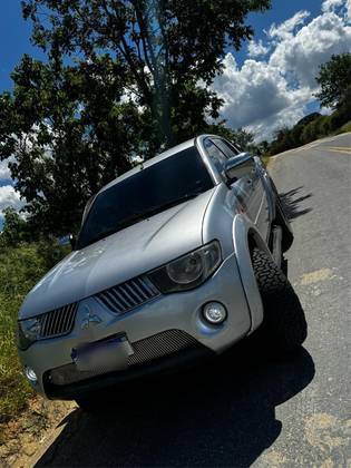 MITSUBISHI L200 TRITON 3.2 HPE 4X4 CD 16V TURBO INTERCOOLER DIESEL 4P AUTOMÁTICO